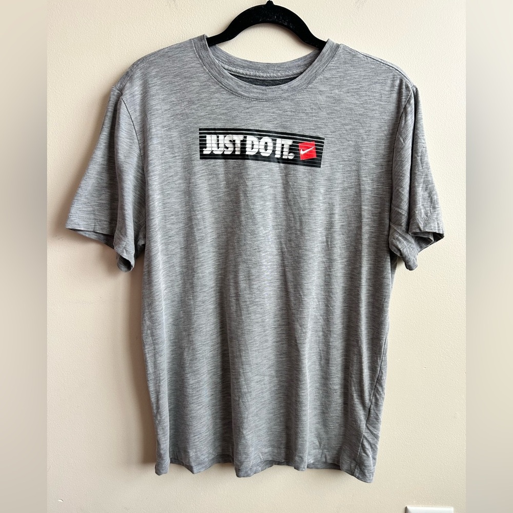 Nike Men’s Retro Style Just Do It Dri Fit T-Shirt M